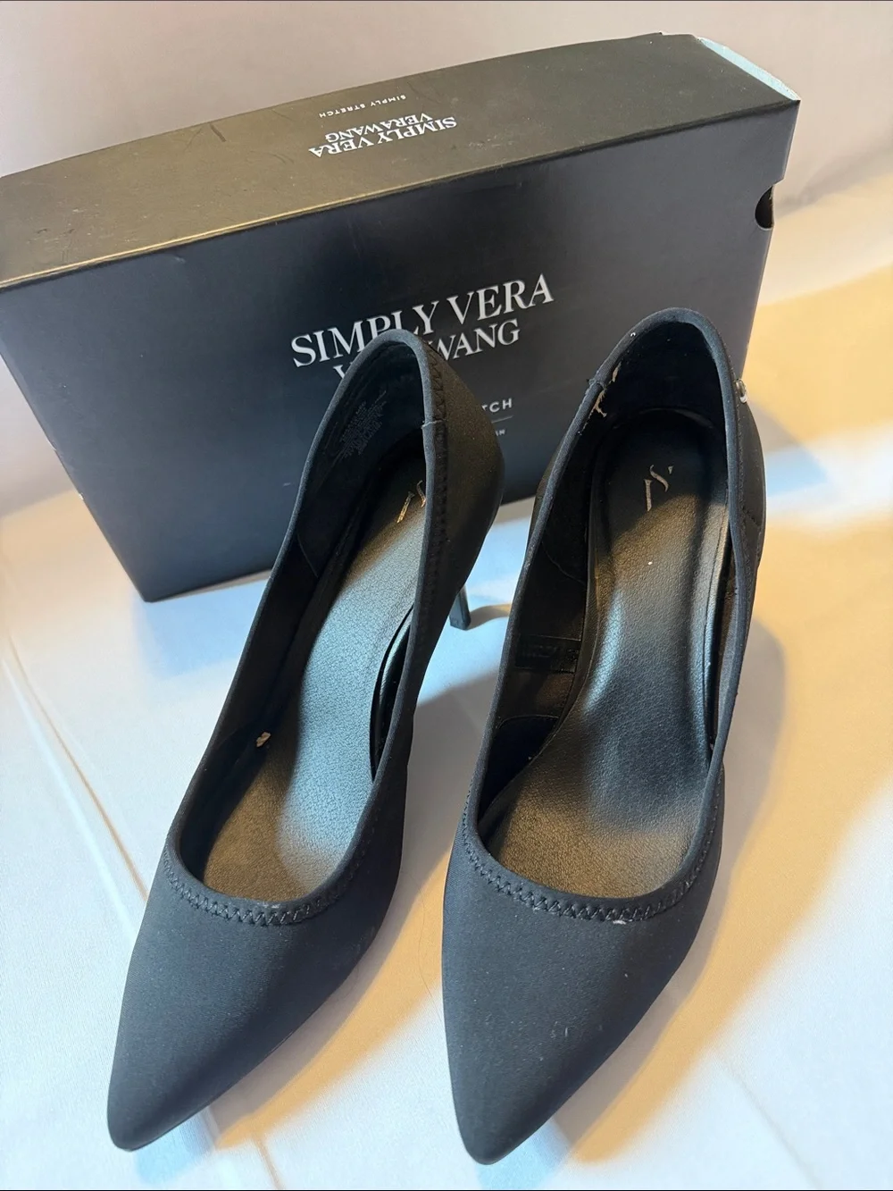 Simply Vera Vera Wang Black Classic High Heel Pumps Women's Size 8.5